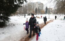 Фото 19: У парку Львова вперше використали кавову гущу для боротьби з ожеледицею