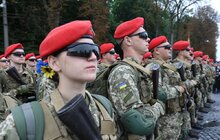 Фото 35: У Львові на найбільшому флагштоку урочисто підняли прапор України