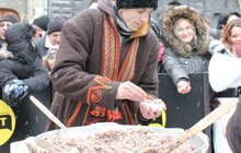 Фото 8: У Львові триває Свято Пампуха 