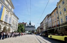 Фото 2: У Львові започаткували міську церемонію прощання із загиблими Героями