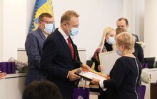Фото 33: З нагоди Дня вчителя у Львові нагородили 55 найкращих працівників освіти