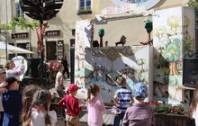 Фото 1: Ляльковий театр з нагоди Дня міста подарував глядачам виставу «Два леви»