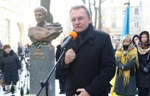 Фото 13: У Львові встановили погруддя Герою Небесної Сотні Ігорю Костенку