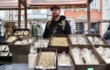 Фото 12: У Львові відбувся перший Ярмарок ветеранського бізнесу: родини 22 захисників представили свої вироби