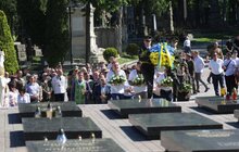 Фото 1: У Львові відзначають Свято Героїв — борців за волю України