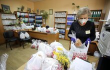 Фото 9: У Львові до Великодня для людей у потребі закупили продуктові набори