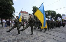 Фото 18: На пр. Свободи відбулося урочисте проходження з нагоди Дня Героїв