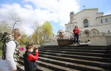 Фото 21: У Львові висаджують квіткові композиції