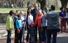 Фото 24: Сьогодні Львів прибирають в рамках акції «З нами місто розквітає»