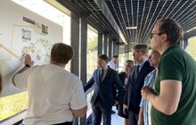 Фото 4: Надзвичайний і Повноважний Посол Франції в Україні відвідав реабілітаційний центр UNBROKEN у Львові