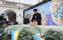 Фото 9: У Львові на пл. Ринок освятили воду, тож львів'яни упродовж дня можуть прийти і набрати її