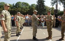 Фото 20: Урочистий ритуал складання Військової присяги студентами цивільних вищих навчальних закладів, які навчалися за програмою підготовки офіцерів запасу 