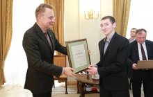 Фото 2: Мер Львова відзначив переможців конкурсу «Премія Львівської міської ради талановитим ученим» - 10 осіб отримали премії по 25 тис грн