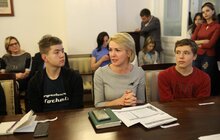 Фото 9: Апаратну нараду в мерії вперше провела юна львів’янка