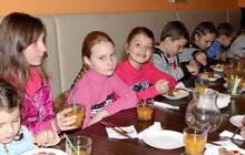 Фото 8: 22 дітей з багатодітних сімей взяли участь у «Яскравих канікулах» вчора