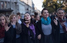 Фото 3: Карнавальною ходою у Львові розпочався «Золотий Лев на вулиці – 2017»