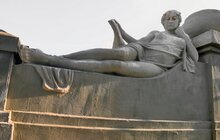 Фото 5: У Львові відреставрували скульптурний декор на аттику будинку №37 на вул. Коновальця