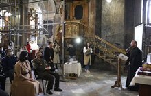 Фото 2: У підземеллі Гарнізонного храму відкрили виставку унікальних реліквій XII-XV ст.