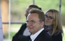 Фото 13: «Радію, що реальне життя повертається до нашого міста, проведення Весняного ділового форуму - це дуже добрий знак», - А. Садовий