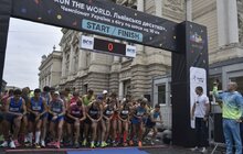 Фото 19: Стартував чемпіонат України з бігу по шосе «Run the world. Львівська десятка»
