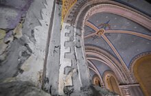 Фото 4: На стінах храму св. Іоана Золотоустого виявили розписи Юліана Крупського: реставратори розпочинають розкриття орнаментів (відео)