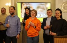 Фото 10: Пластуни принесли до мерії Вифлеємський вогонь миру
