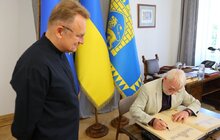 Фото 10: Мер Львова зустрівся з нобелівським лауреатом Сванте Паабо
