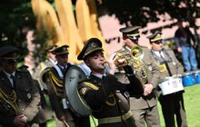 Фото 4: Львів відзначає День Конституції: у центрі міста урочисто підняли національний стяг