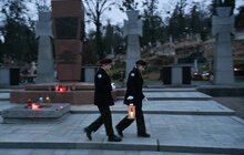 Фото 4: Вифлеємський вогонь миру передали рідним полеглих захисників України