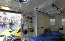 Фото 3: Німецькі волонтери передали українським воїнам та медикам ще 10 швидких