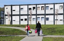Фото 1: Модульне містечко на Сихові отримало генератор та 1400 спальних комплектів (відео)