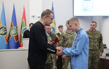 Фото 6: У мерії Львова посмертно нагородили львів'ян, які боронили незалежність України