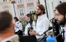 Фото 3: Концерт львівського хору «Гомін» зібрав на площі Ринок 10 тисяч людей (фото)
