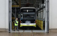 Фото 1: У Львові на лінії курсують всі 10 низькопідлогових трамваїв, придбані за підтримки Європейського інвестиційного банку (відео)