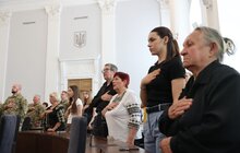Фото 2: В День пам’яті полеглих воїнів у Львові 35 захисників посмертно нагородили «Почесним знаком Святого Юрія» (фото/​відео)