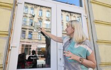 Фото 2: Підтримати родини захисників: у Львові ветеранський бізнес ознаковують спеціальними наліпками (відео)