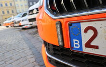 Фото 2: Місто-побратим Мехелен передало Львову 13 автомобілів та гуманітарну допомогу