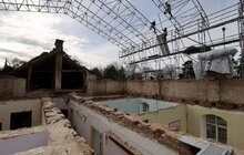 Фото 10: Пошкоджений російським «шахедом» корпус університету в Дублянах накривають тимчасовим куполом (відео)
