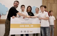 Фото 1: Дударик передав пів мільйона гривень на Центр реабілітації UNBROKEN KIDS (відео)
