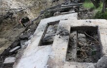 Фото 5: На Пагорбі Слави розпочали роботи з ексгумації радянських військових поховань: перші знахідки (відео)