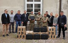 Фото 2: Мерія Львова передала військовим портативні рації та квадрокоптери