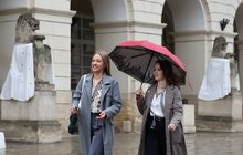Фото 6: День вишиванки: львівських левів перед Ратушею одягнули у вишиті сорочки (фото/відео)