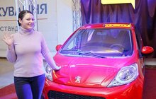 Фото 4: У Львові на Національному Святі Шоколаду «одружили» 96 закоханих пар (підсумки Свята)