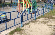 Фото 38: На території Львова проводять миття і дезінфекцію дитячих майданчиків