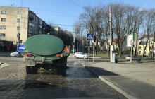 Фото 24: Комунальні служби Львова проводять миття вулиць