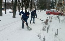 Фото 12: Працівники Львівської мерії долучились до прибирання міста від снігу