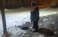Фото 59: Минулої ночі в місті працювало 95 одиниць техніки, для посипання доріг використано 492 м3 піскосуміші