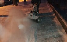 Фото 71: Для посипання доріг від ожеледиці минулої доби використано 513 м3 піскосуміші та 212 м3 солі