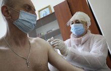 Фото 4: У Львові продовжують вакцинувати людей, які забезпечують роботу міста