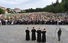 Фото 5: На Личаківському кладовищі помолилися за полеглих Захисників і Захисниць України (фото)